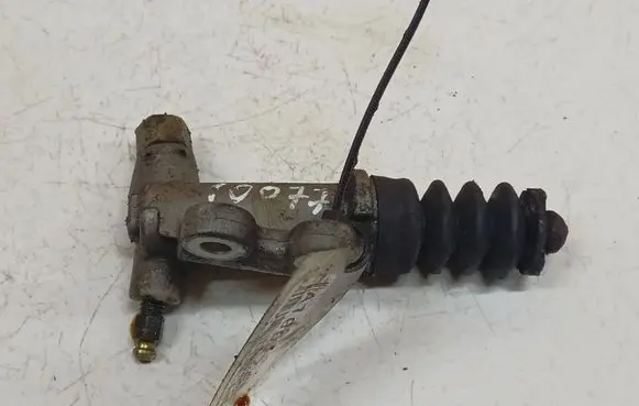 Honda Civic Clutch master cylinder