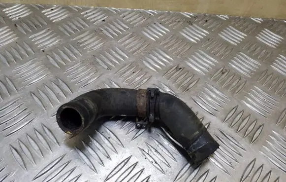 Volkswagen PASSAT CC Engine coolant pipe/hose