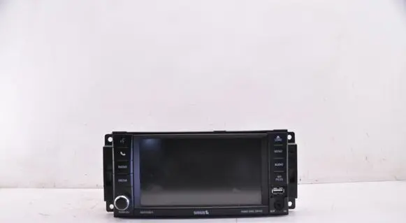 Chrysler Town u0026 Country V Radio/CD/DVD/GPS head unit P05091327AE 42774