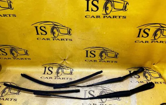 Ford Escape IV Front wiper blade arm LJ6B17527AA LJ6B17526AA