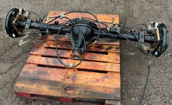 Nissan Titan Rear axle beam 9327A