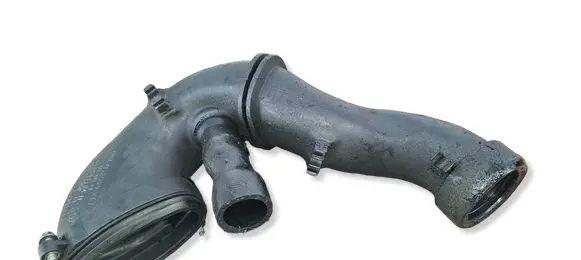 BMW X5 E70 Turbo air intake inlet pipe/hose 58300015 7794172