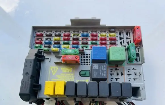 Fuse box set