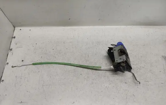 Audi A3 S3 8L Rear door lock
