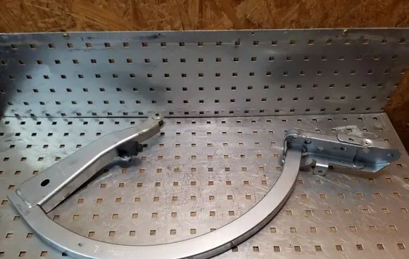 Citroen C5 Tailgate/trunk/boot hinge