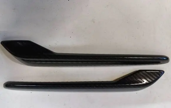 Opel Crossland X Front bumper upper radiator grill 39047088