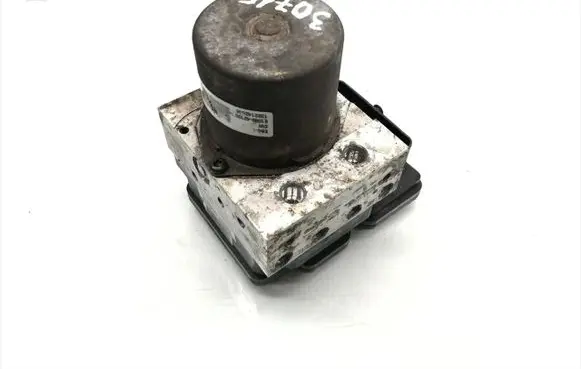 Hyundai ix20 ABS Pump 1K589-30500