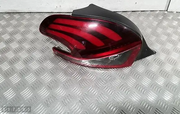 Peugeot 208 I Rear/tail lights 9810343080
