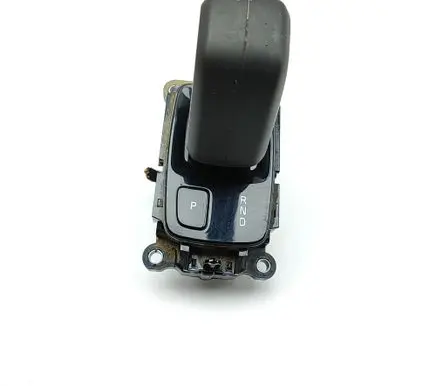 Volvo XC90 Gear shifter/selector 32240931