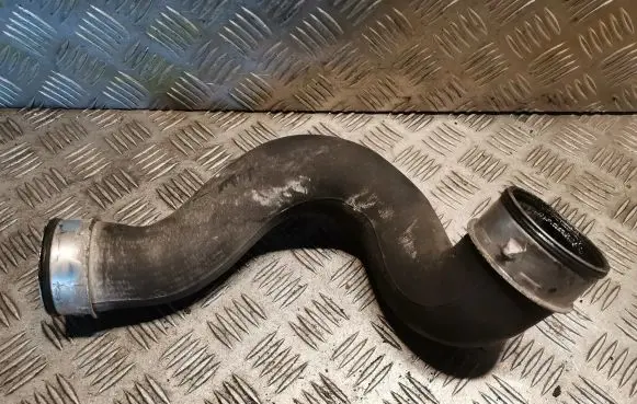 Mercedes-Benz C W203 Intercooler hose/pipe 2035283382 A2035283382