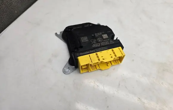 Mercedes-Benz Sprinter W907 W910 Airbag control unit/module A9079009311 0285021523