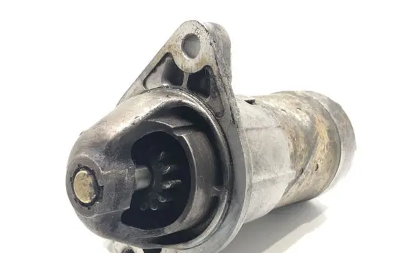 Opel Astra H Starter motor 8973860620