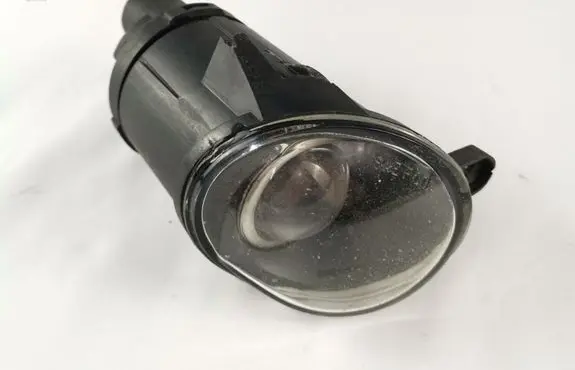 Volkswagen PASSAT B5.5 Front fog light 3B7941700