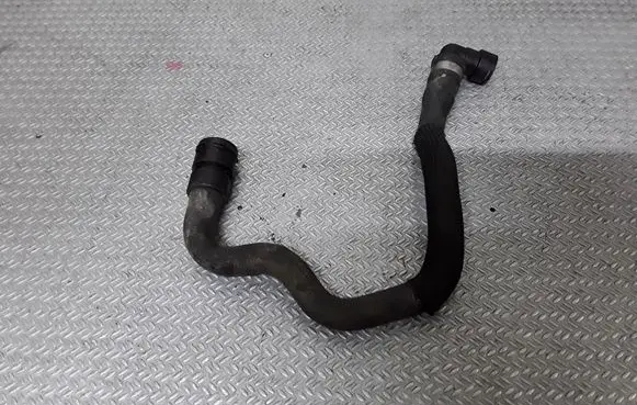Volvo S80 Engine coolant pipe/hose