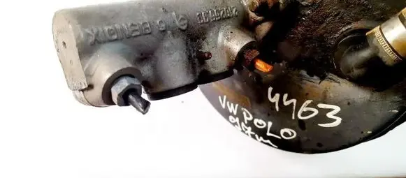 Volkswagen Polo III 6N 6N2 6NF Master brake cylinder 21025599