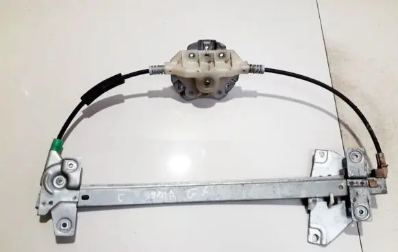 Mitsubishi Carisma Sliding door window regulator with motor