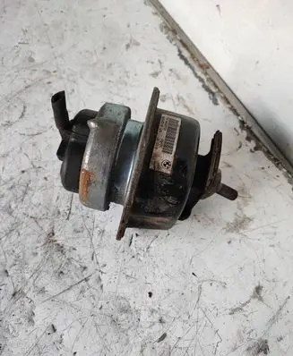 BMW X6 E71 Engine mount bracket 16004212