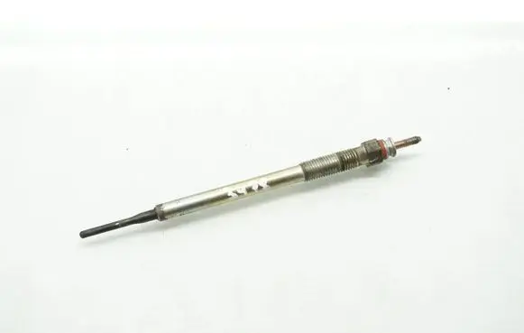 Toyota RAV 4 (XA20) Glow plug 