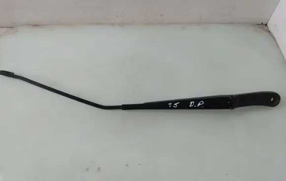 Volkswagen Transporter - Caravelle T5 Front wiper blade arm