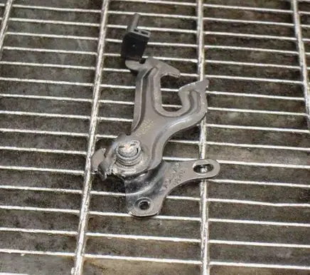 Volvo V40 Engine bonnet/hood lock/latch loop/hook U9H1A