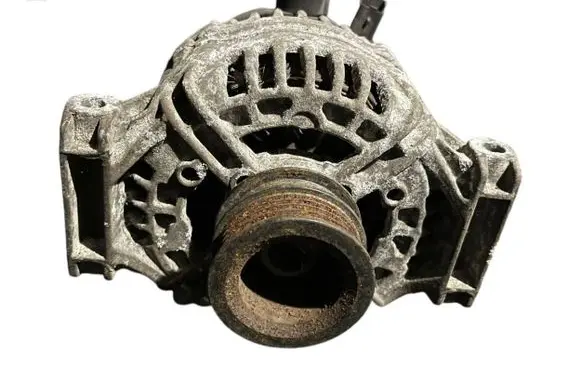 Opel Zafira B Generator/alternator 55556066 0124425023