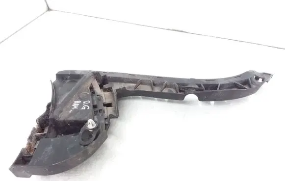 Volvo XC70 Rear bumper mounting bracket 31265324