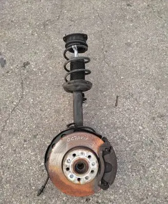 Skoda Octavia Mk3 (5E) Front wheel hub spindle knuckle 5Q02560