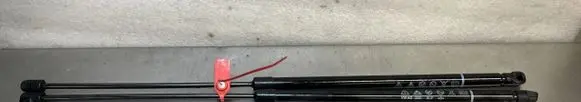 Audi A3 8Y Tailgate strut DOAUDIA38Y