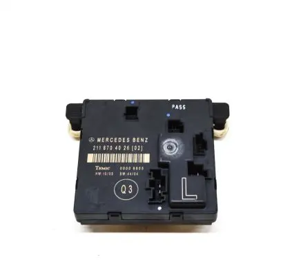 Mercedes-Benz E W211 Door control unit/module 2118704026 211870402602
