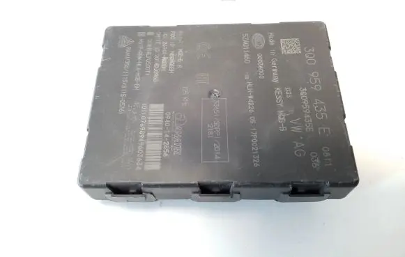 Volkswagen Tiguan Keyless (KESSY) go control unit/module 3Q0959435E