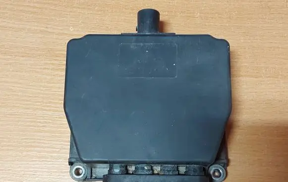 Skoda Fabia Mk2 (5J) Vacuum valve 6Q0906625A