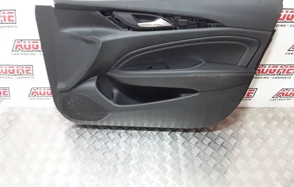 Opel Insignia B Front door card panel trim 340685796 3074160