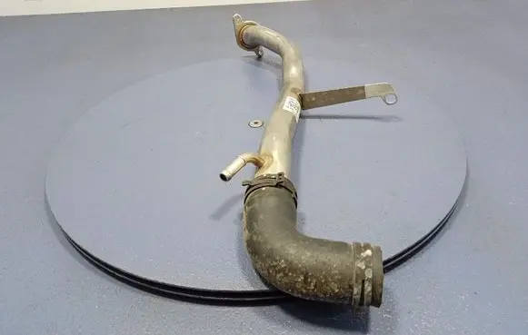 Audi Q7 4L EGR valve cooler 4M0253343