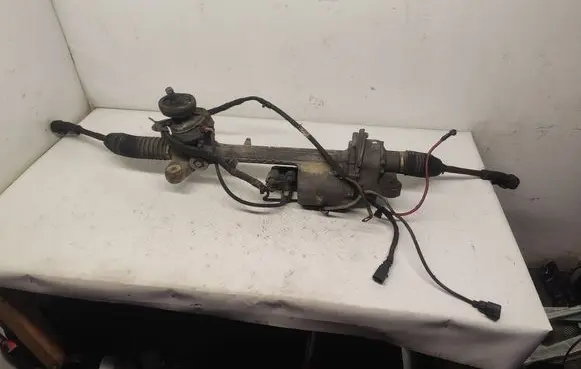 Volkswagen PASSAT B7 Steering rack 3C1423050M 5N1909144M