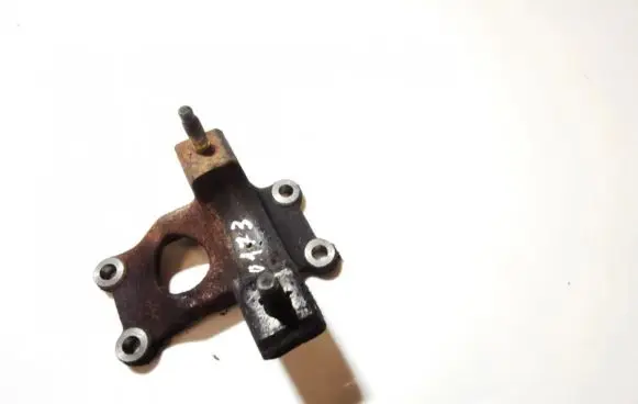 Ford Mondeo Mk III Engine mounting bracket xs7w3k305ad
