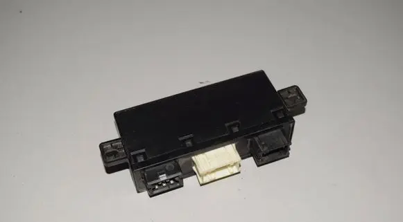 BMW 5 E39 Door control unit/module 8378769