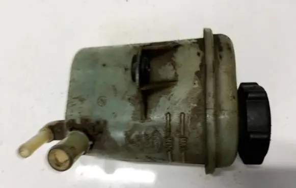 Ford Mondeo Mk III Power steering fluid tank/reservoir xs713r700af xs71-3r700af