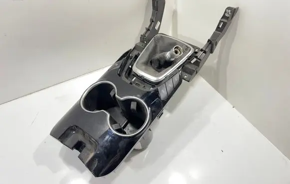 Ford Mondeo MK V Center console DS73F13560A