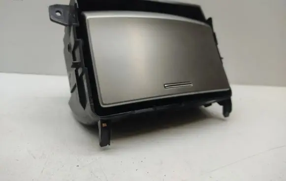 Toyota Avensis T270 Car ashtray 5880405192