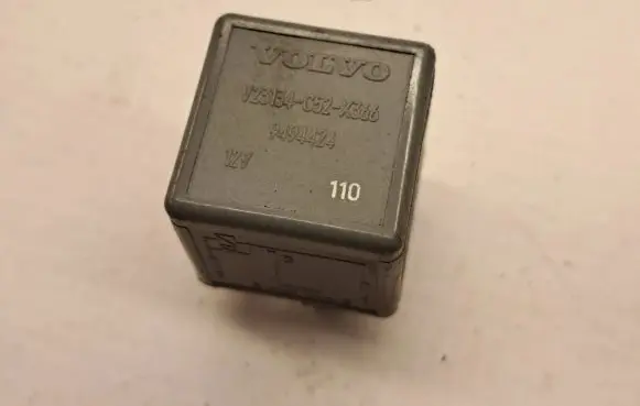 Volvo S70 V70 V70 XC Other relay 9494424 V23134C52X366