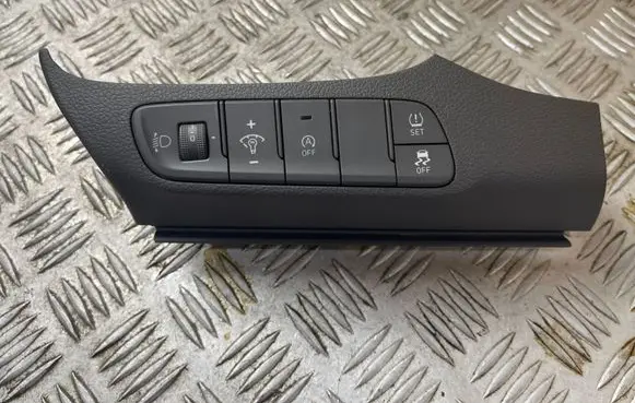 Hyundai i30 Multifunctional control switch/knob 3U21001300 2402270000185