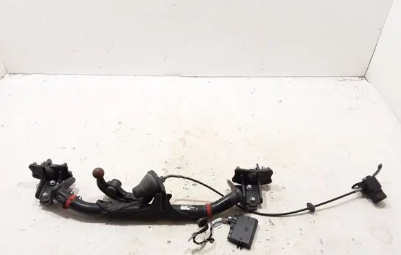 Mercedes-Benz GLA W156 X156 Tow bar set A1563100800