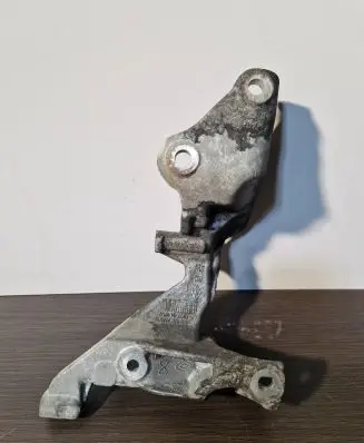 Renault Trafic III (X82) Holder (bracket) 147174072R A6261410040