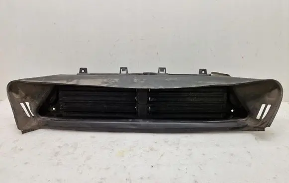 Volvo V40 Radiator trim 