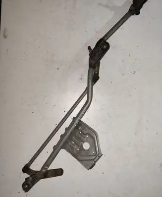 Front wiper linkage