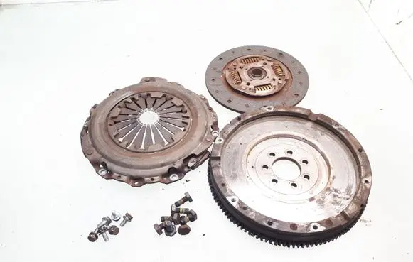 Volvo S40, V40 Clutch set kit 1416626 7700868950 7700868949
