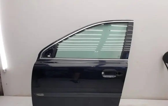 Volvo XC90 Front door 30796496 31385356 31218752