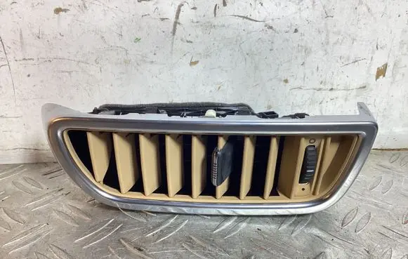 Porsche Cayenne (92A) Dash center air vent grill 4590022502 7P5819727B 503516