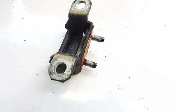 Chevrolet Captiva Tailgate/trunk/boot hinge