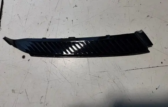 Citroen C5 Aircross II Under headlight/headlamp trim 9843225477 098571 708999949